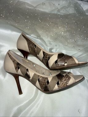 Nine West Beige and Brown Peep-Toe Woven Leather Heels